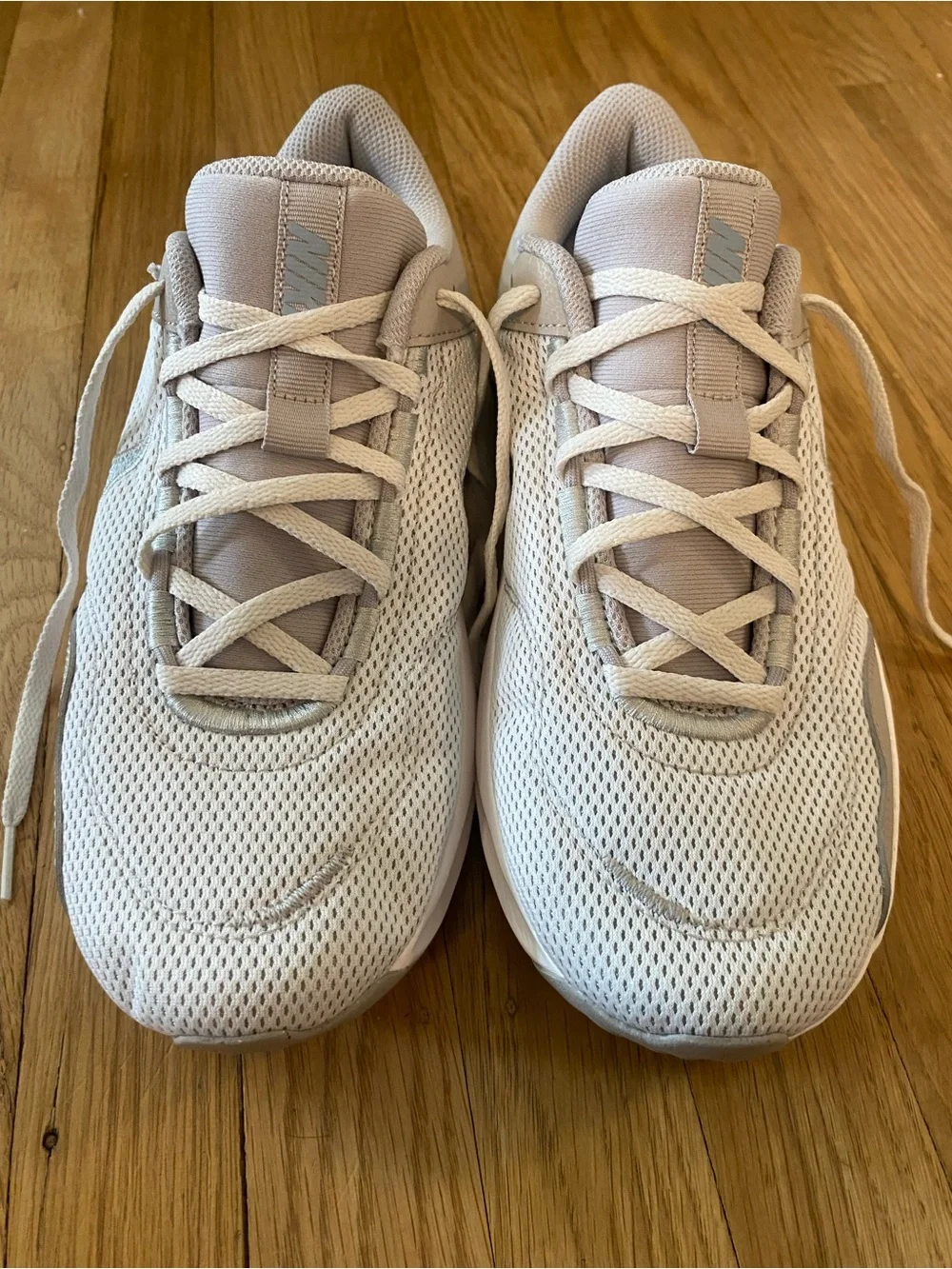 NEW Nike Legend Essential 3  Women’s Shoes